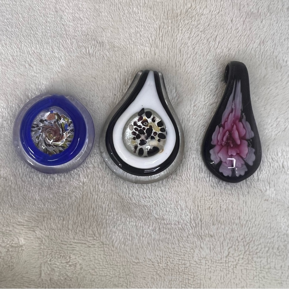 Set of 3 glass pendants for a necklace beautiful vibrant colors teardrop circle